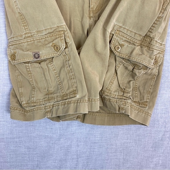 GH Bass Cargo Shorts Men Size 40 Cotton Tan Heavy Denim Button Pockets - Picture 3 of 9